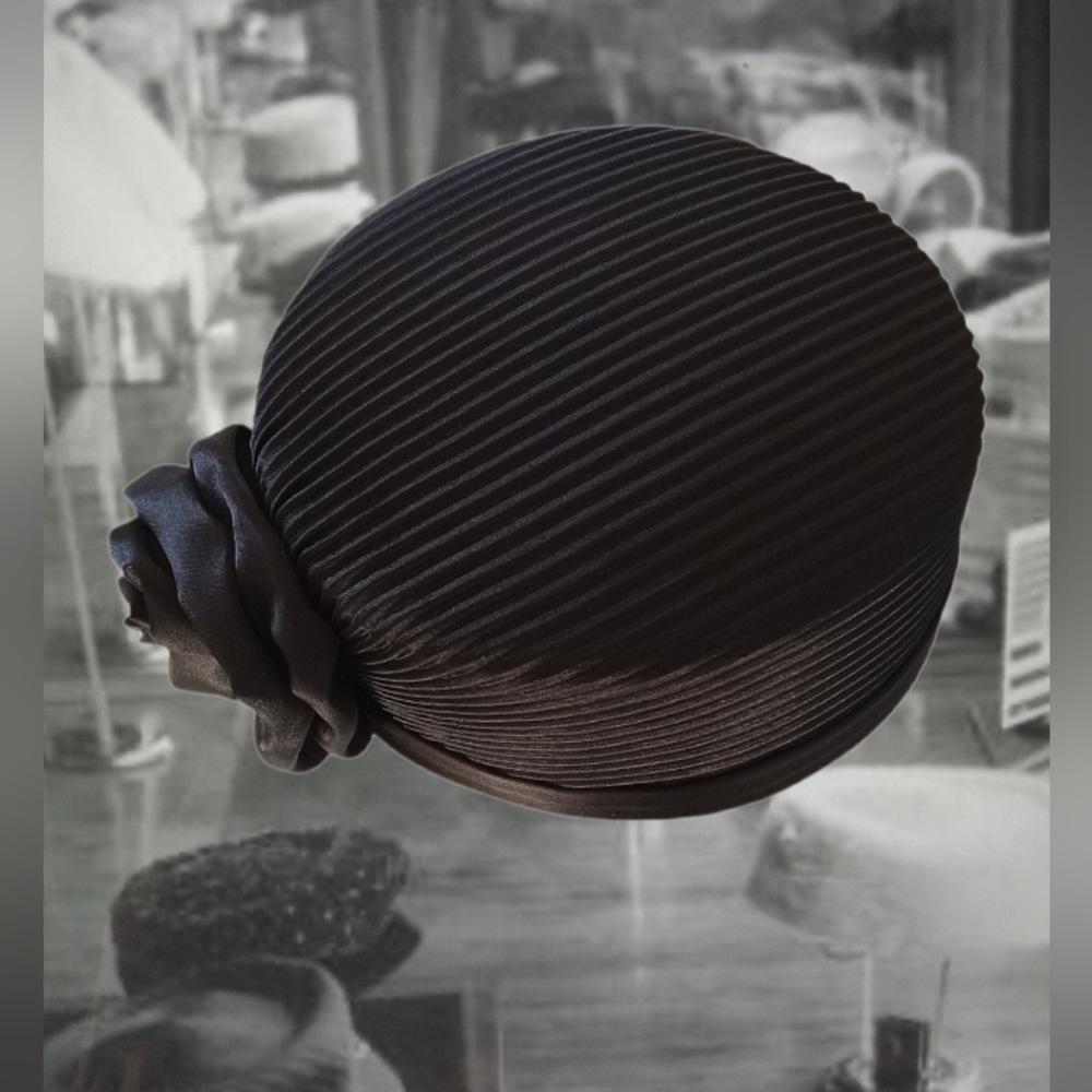 Pill Box Hat Vintage